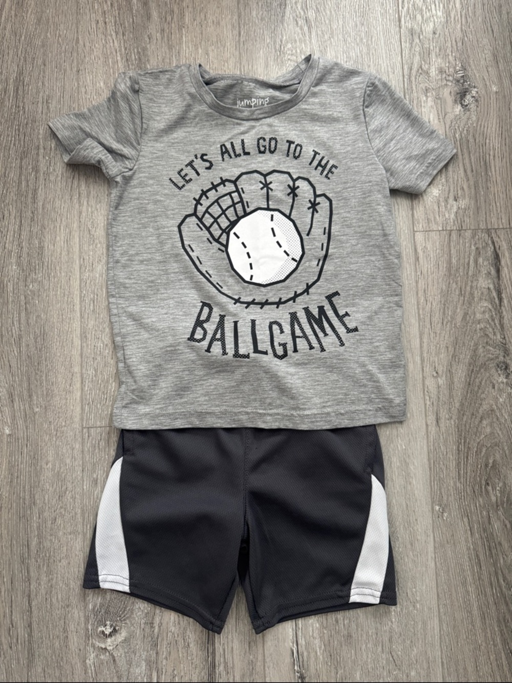 jumping beans 'Let's All Go To The Ballgame' Tee & Grey Garanimals Shorts Size 2
